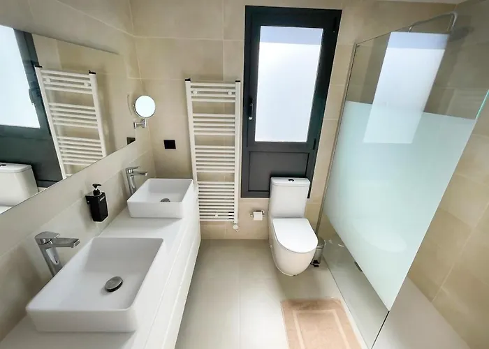 Appartement De 3 Dormitorios, Piscina Y Parking *