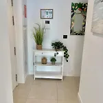 De 3 Dormitorios, Piscina Y Parking Calpe