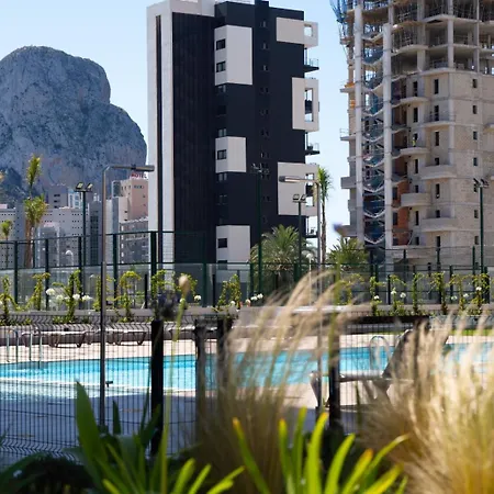 De 3 Dormitorios, Piscina Y Parking Lejlighed