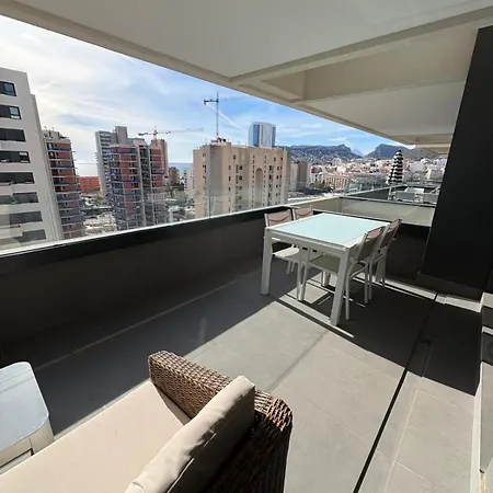 De 3 Dormitorios, Piscina Y Parking Апартаменти