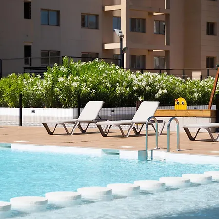 شقة De 3 Dormitorios, Piscina Y Parking