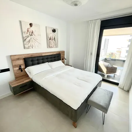 De 3 Dormitorios, Piscina Y Parking Апартаменты