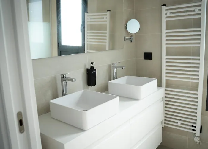 De 3 Dormitorios, Piscina Y Parking * Calpe