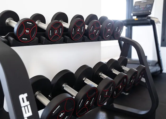 De 3 Dormitorios, Piscina Y Parking Apartment *