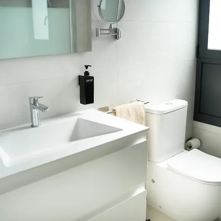 Apartman De 3 Dormitorios, Piscina Y Parking