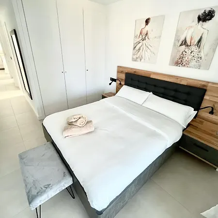 De 3 Dormitorios, Piscina Y Parking Апартаменти Кальпе