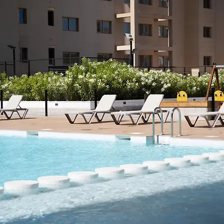 De 3 Dormitorios, Piscina Y Parking * Кальпе